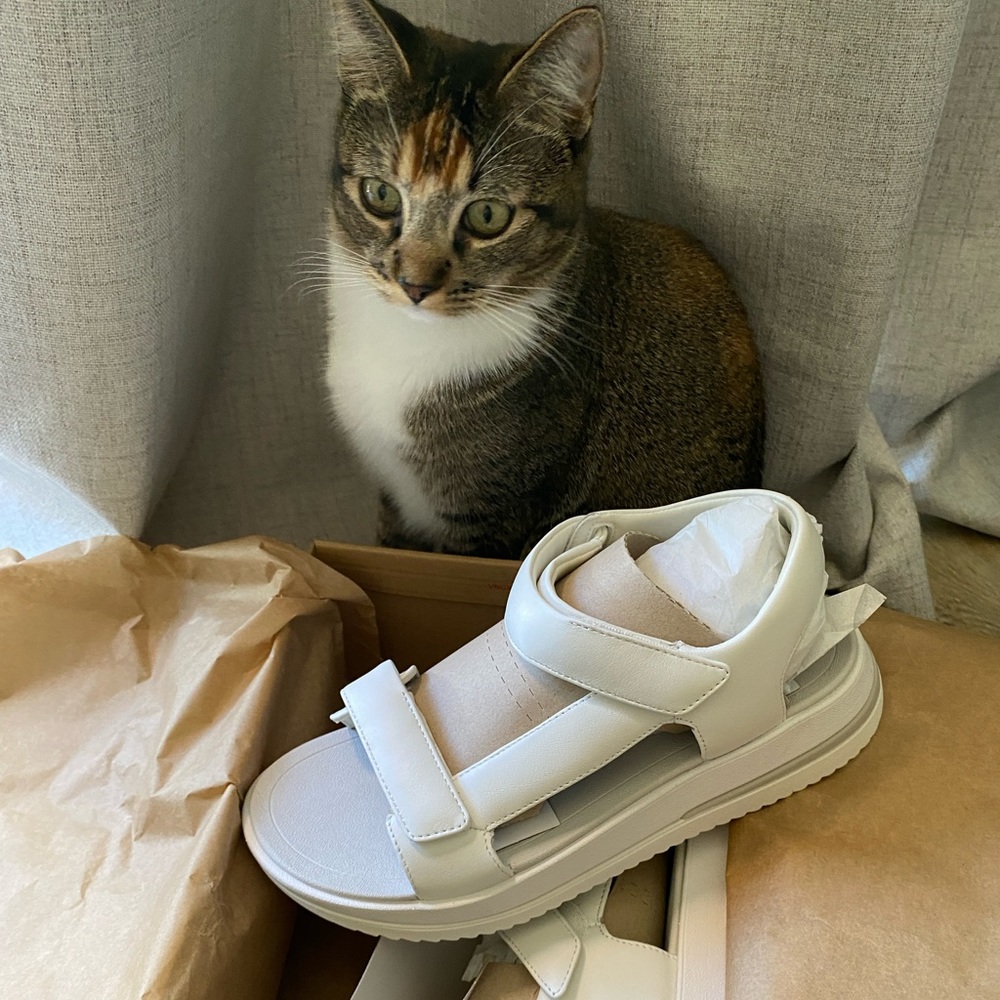 Fitflop surff adjustable leather back-strap sandals urban white size 7 us, eu 38